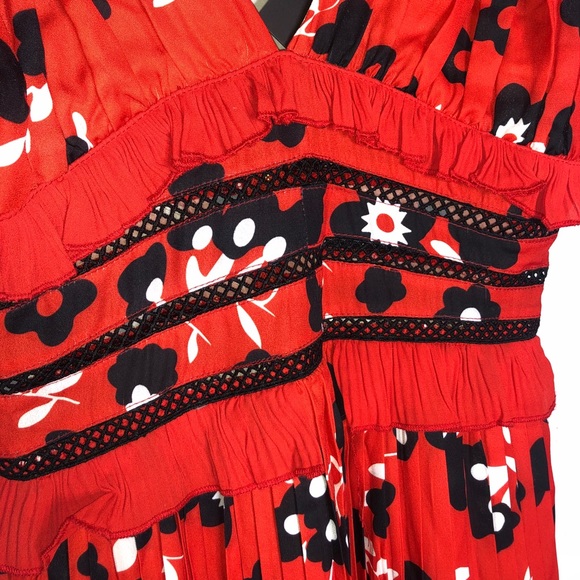 Haute Rogue Cold Shoulder Floral Midi Dress NWT - Picture 5 of 10